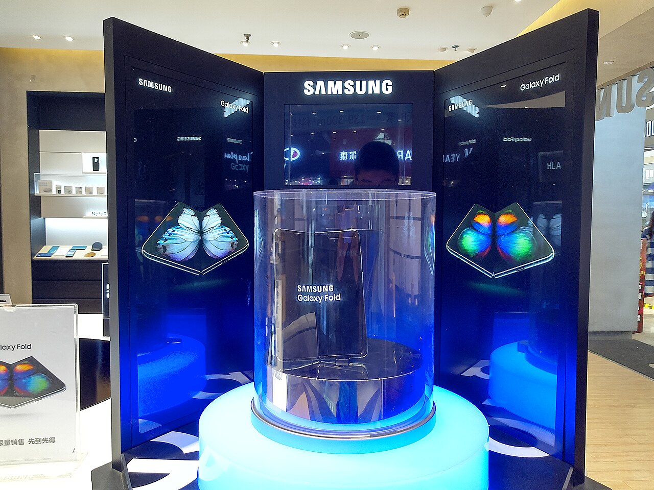 Компания Samsung представила тизеры своих новых складных устройств класса «ультра-премиум» с новым форм-фактором Z Fold, разработанным в рамках проекта « Galaxy » - Notebookcheck-ru.com